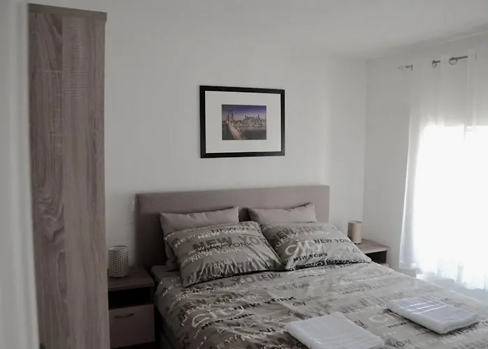 Apartments Porec City شقة بوريتش